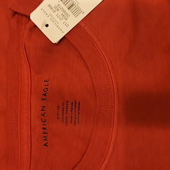 Red Tee Shirt - Picture 5 of 6